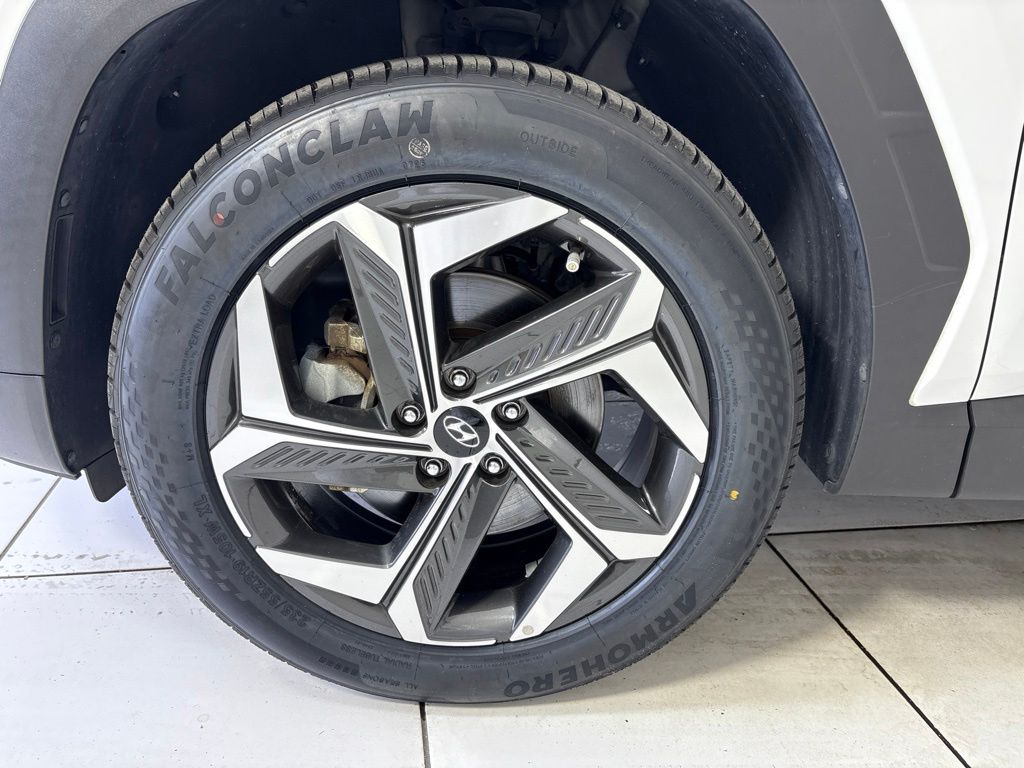 Thumbnail: 2023 Hyundai Tucson - 7