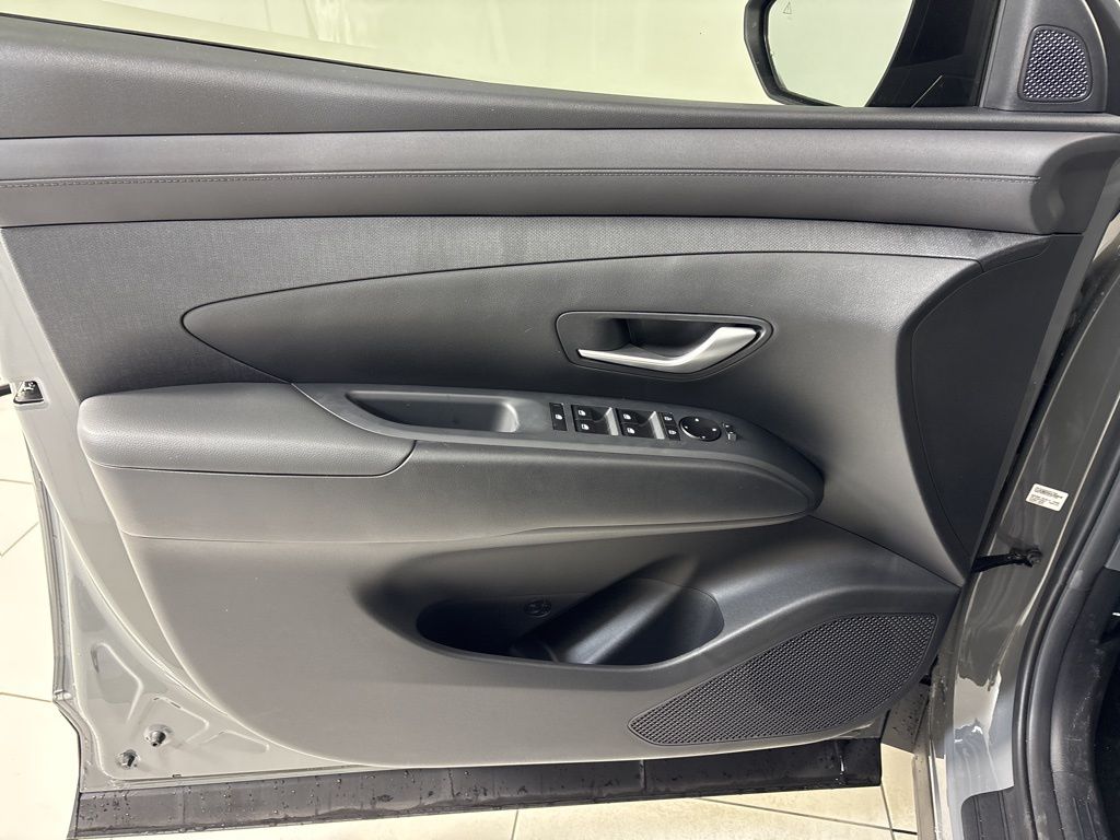 Thumbnail: 2025 Hyundai Tucson - 24