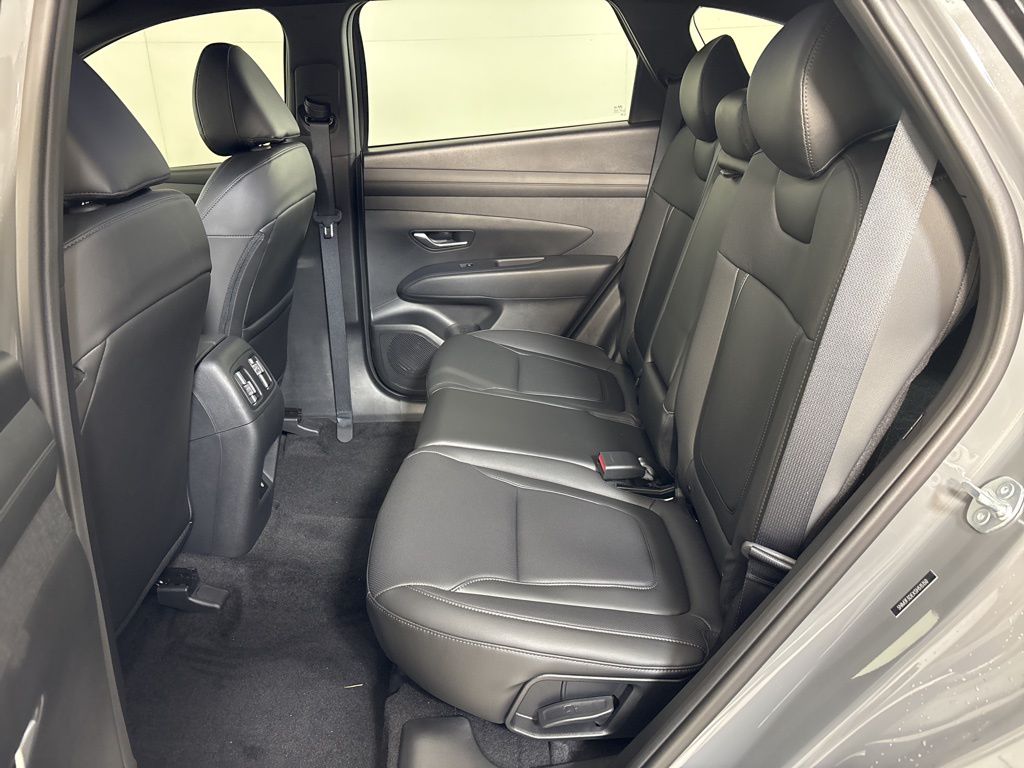 Thumbnail: 2025 Hyundai Tucson - 25