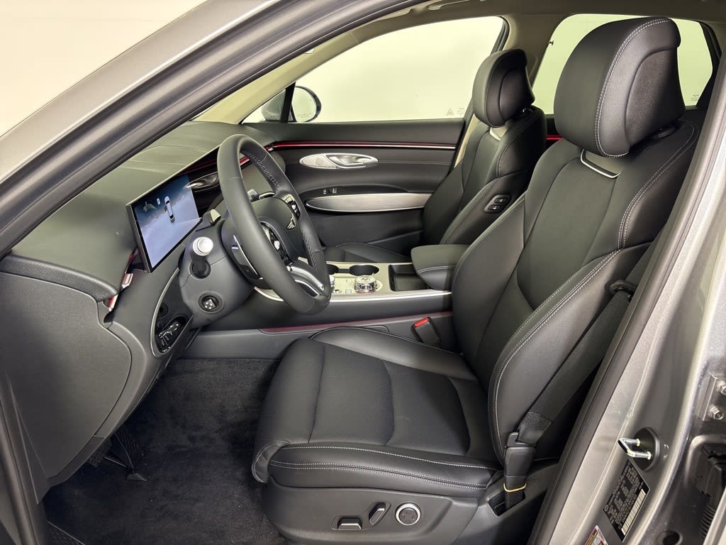 Thumbnail: 2026 Genesis GV70 - 11