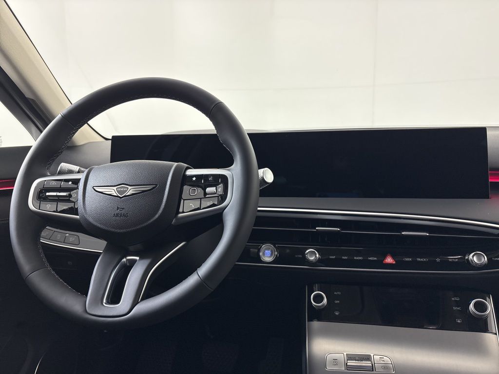 Thumbnail: 2026 Genesis GV70 - 14