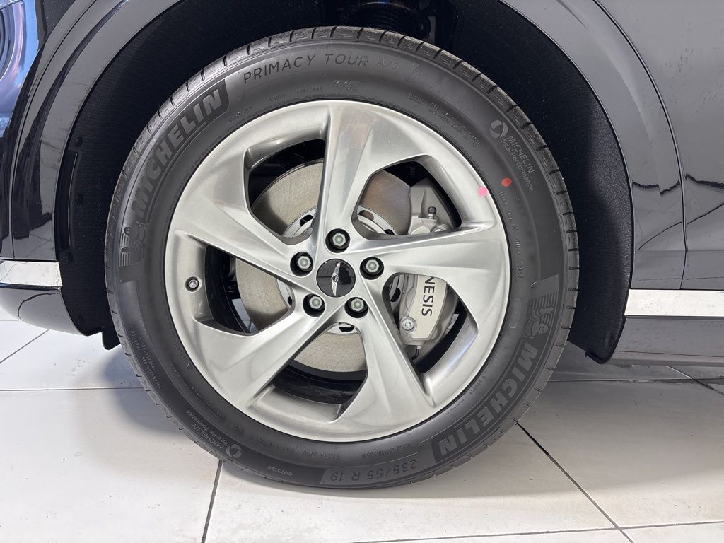 Thumbnail: 2026 Genesis GV70 - 8