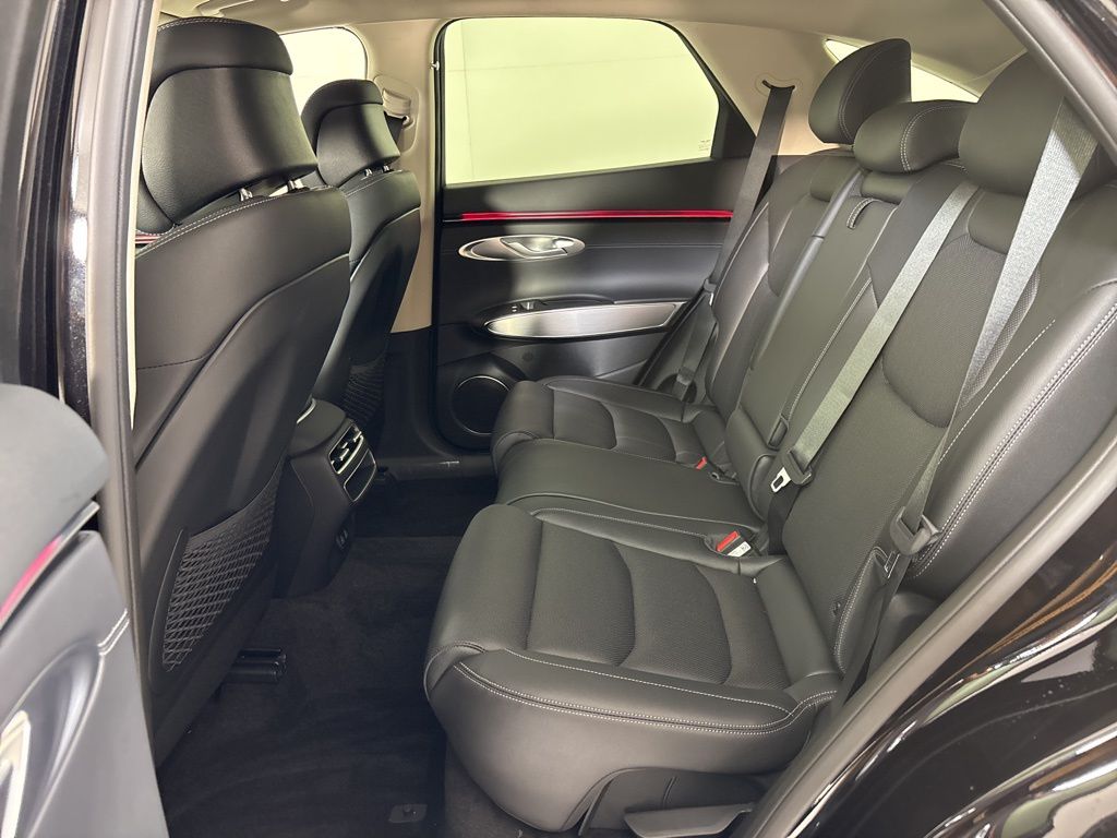 Thumbnail: 2026 Genesis GV70 - 21