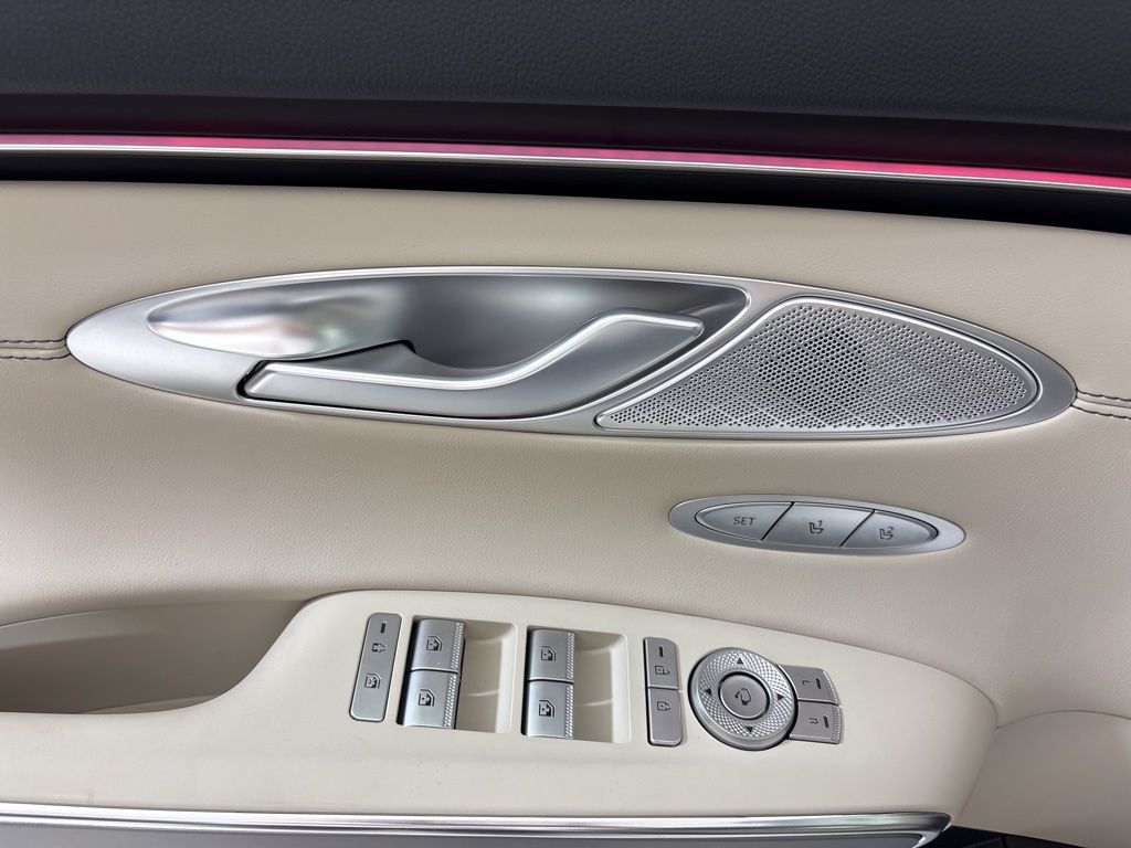 Thumbnail: 2026 Genesis GV70 - 25