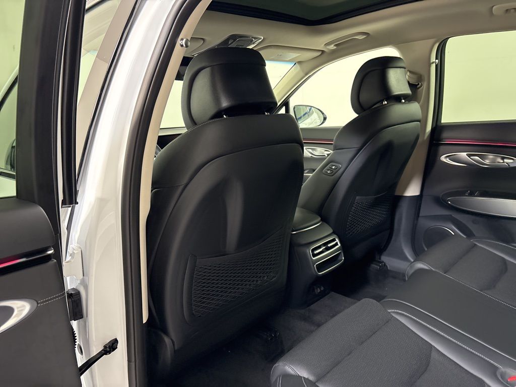 Thumbnail: 2026 Genesis GV70 - 12