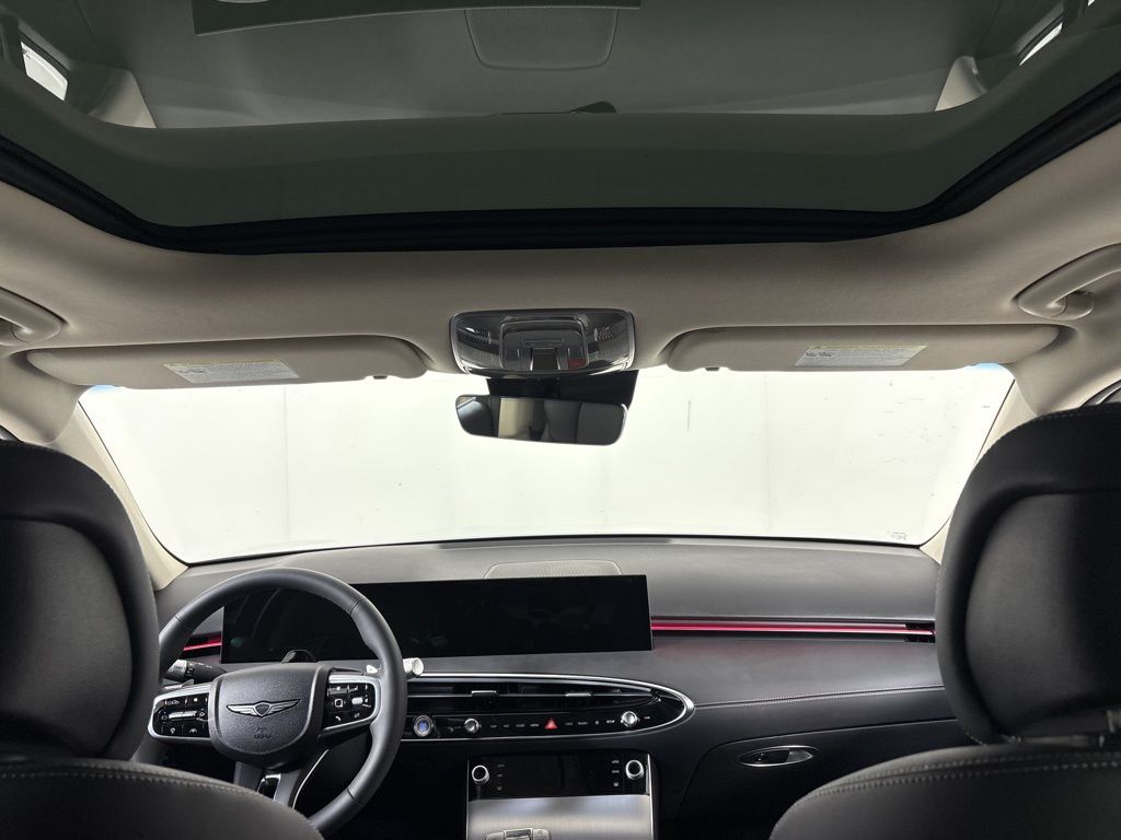 Thumbnail: 2026 Genesis GV70 - 13