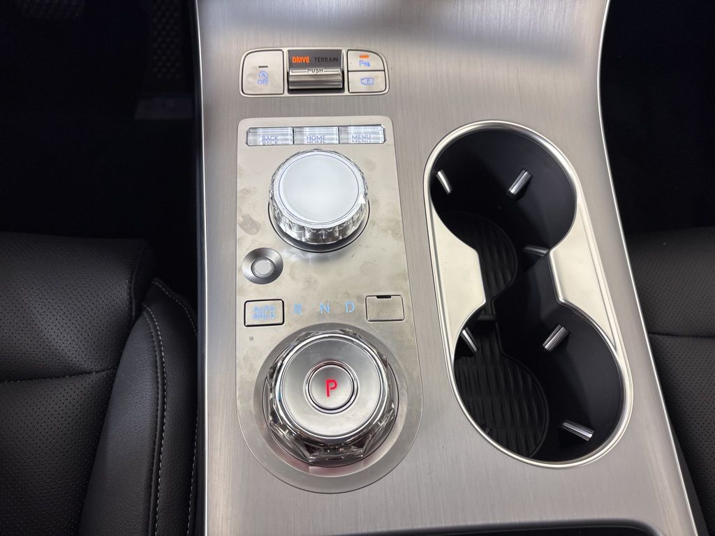 Thumbnail: 2026 Genesis GV70 - 30