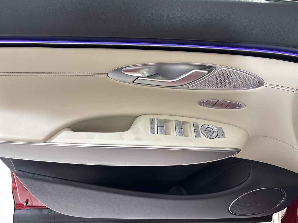 Thumbnail: 2026 Genesis GV70 - 25