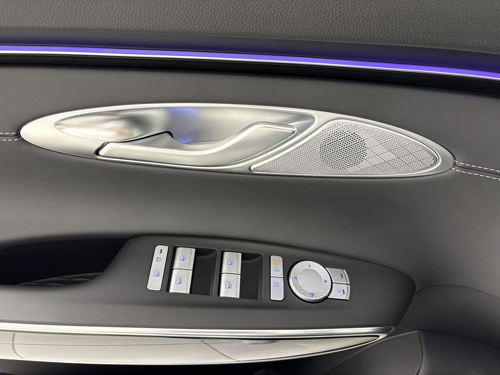 Thumbnail: 2026 Genesis GV70 - 22