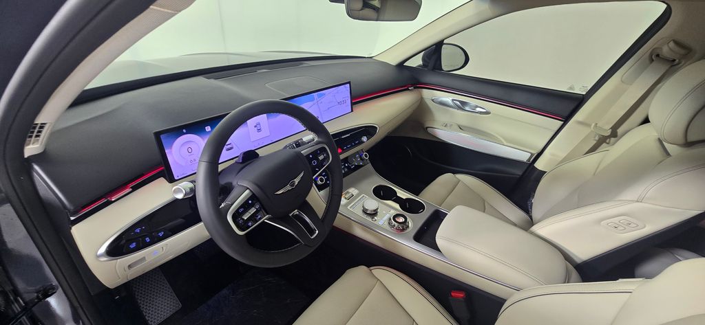 Thumbnail: 2026 Genesis GV70 - 2