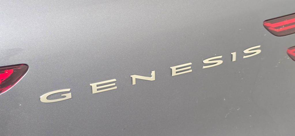 Thumbnail: 2026 Genesis GV70 - 7