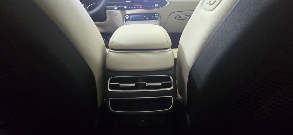 Thumbnail: 2026 Genesis GV70 - 32