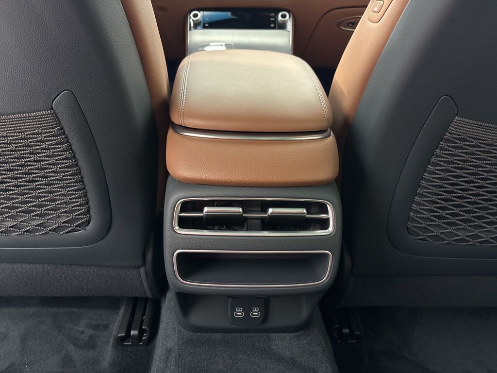 Thumbnail: 2026 Genesis GV70 - 30