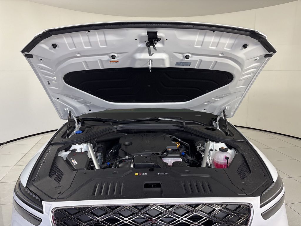 Thumbnail: 2026 Genesis GV70 - 9