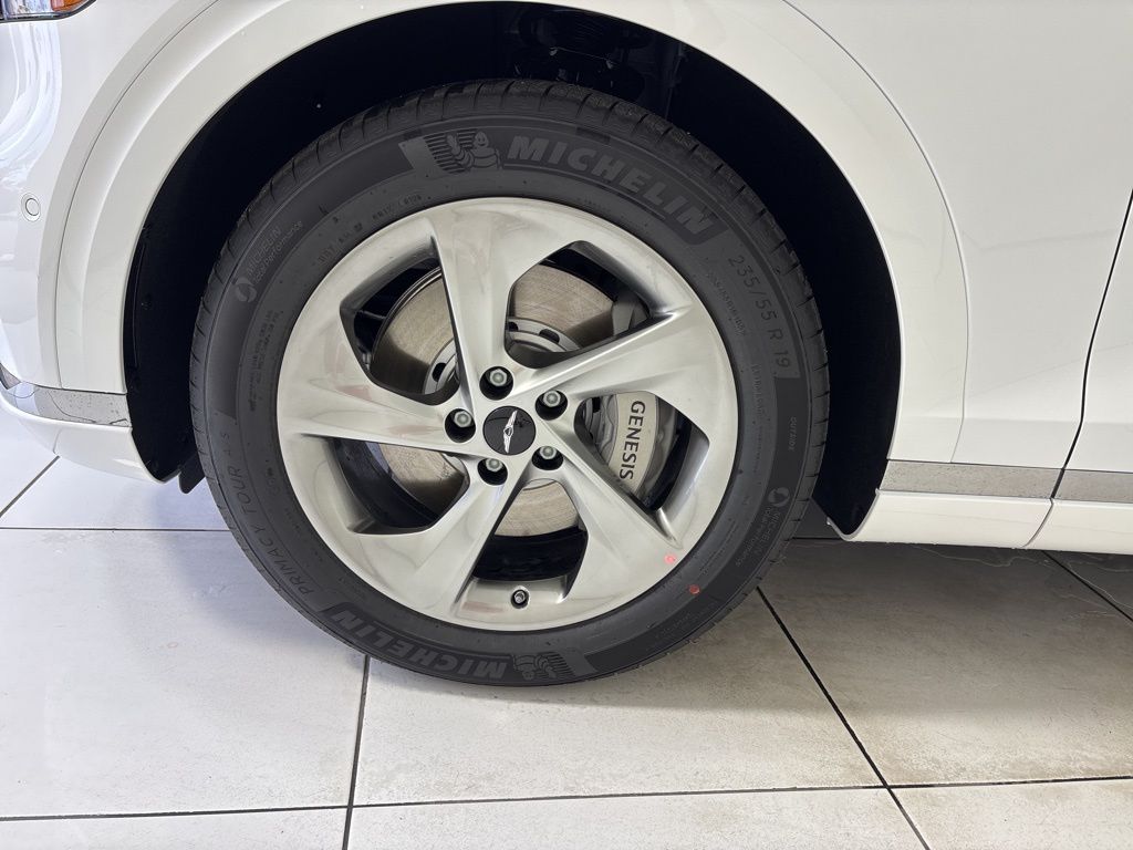 Thumbnail: 2026 Genesis GV70 - 8