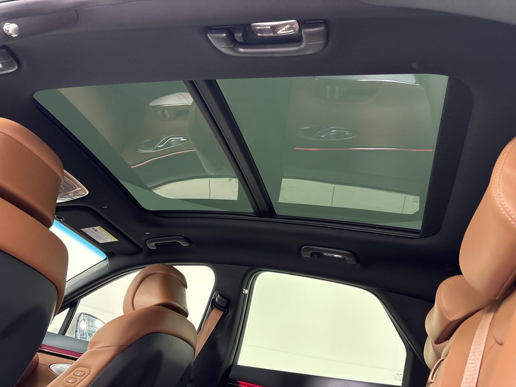 Thumbnail: 2026 Genesis GV70 - 27