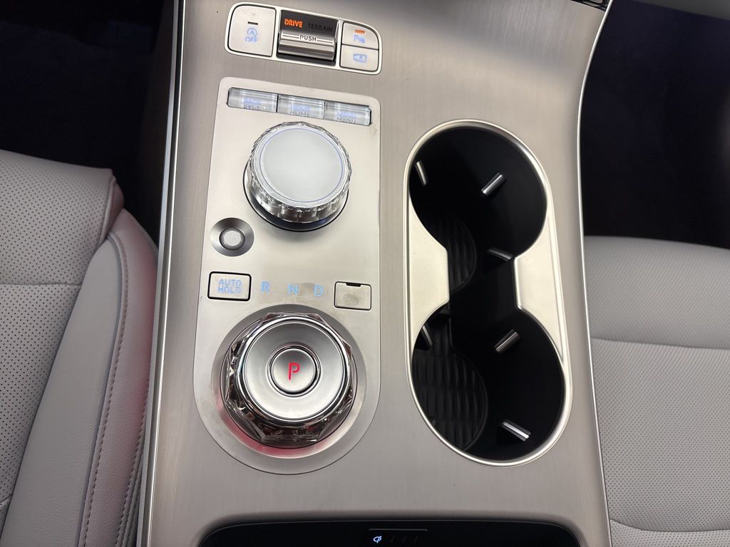 Thumbnail: 2026 Genesis GV70 - 38