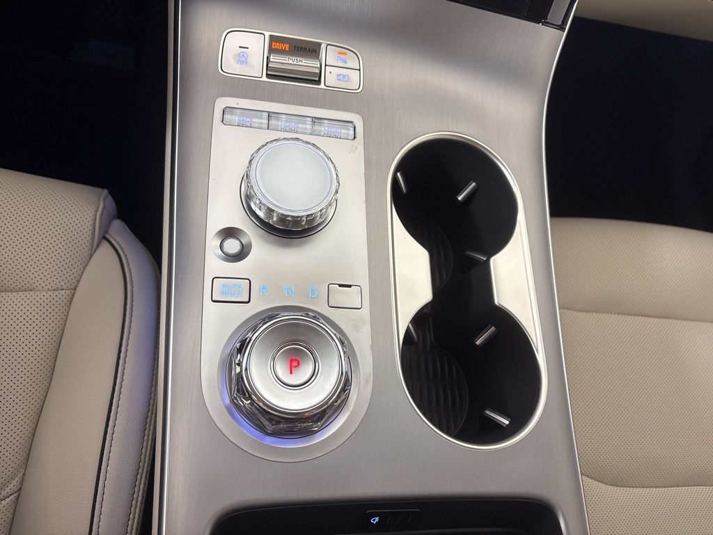 Thumbnail: 2026 Genesis GV70 - 37