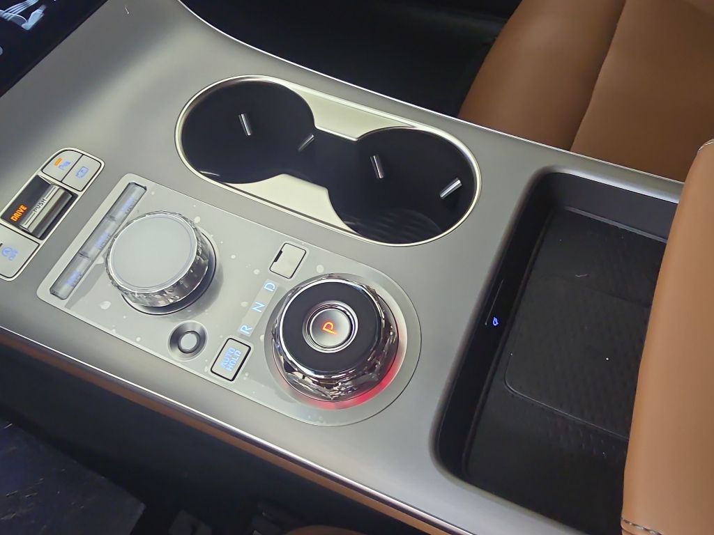 Thumbnail: 2026 Genesis GV70 - 28