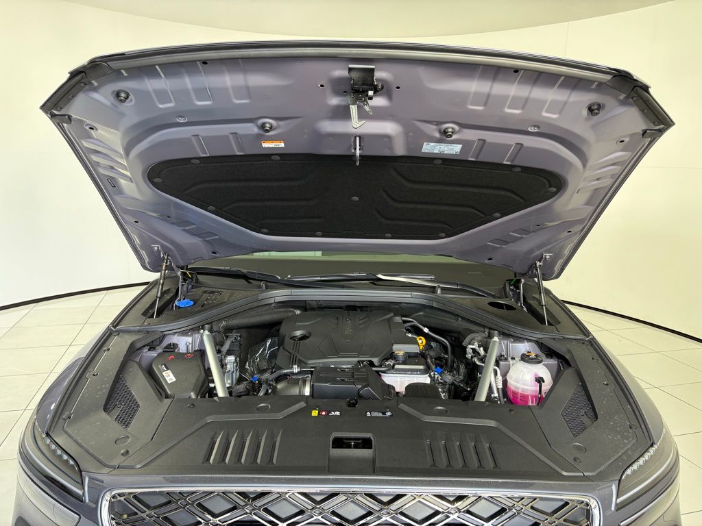 Thumbnail: 2026 Genesis GV70 - 9