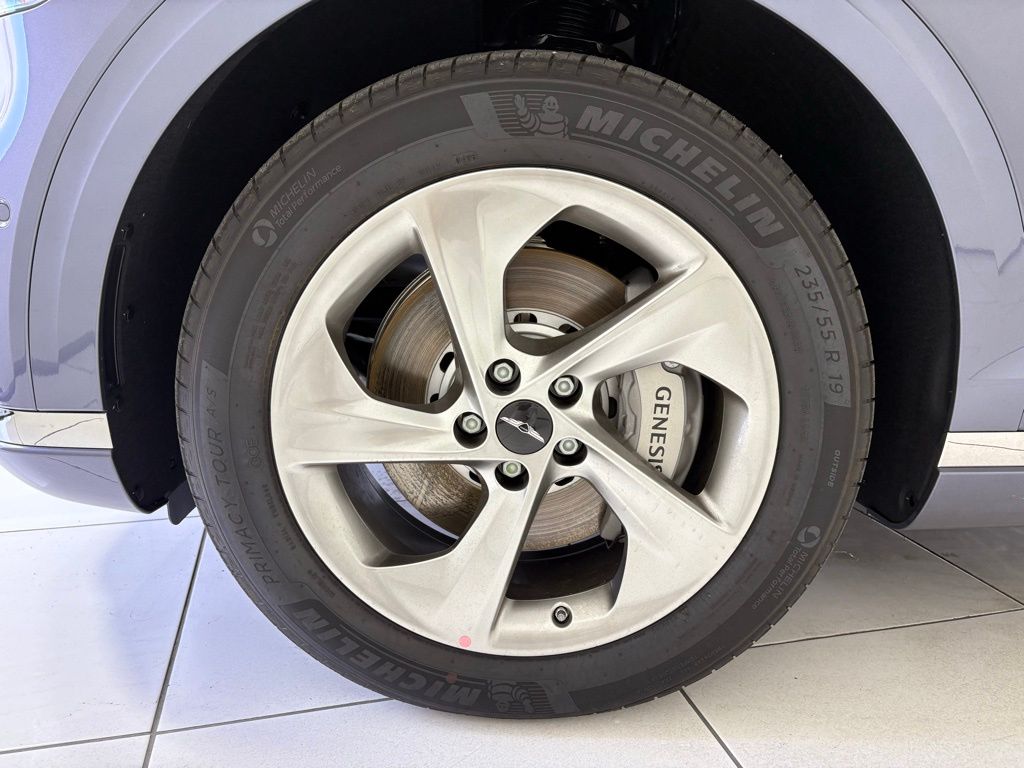 Thumbnail: 2026 Genesis GV70 - 8