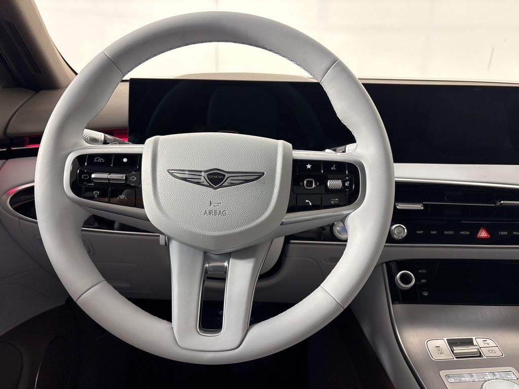 Thumbnail: 2026 Genesis GV70 - 15