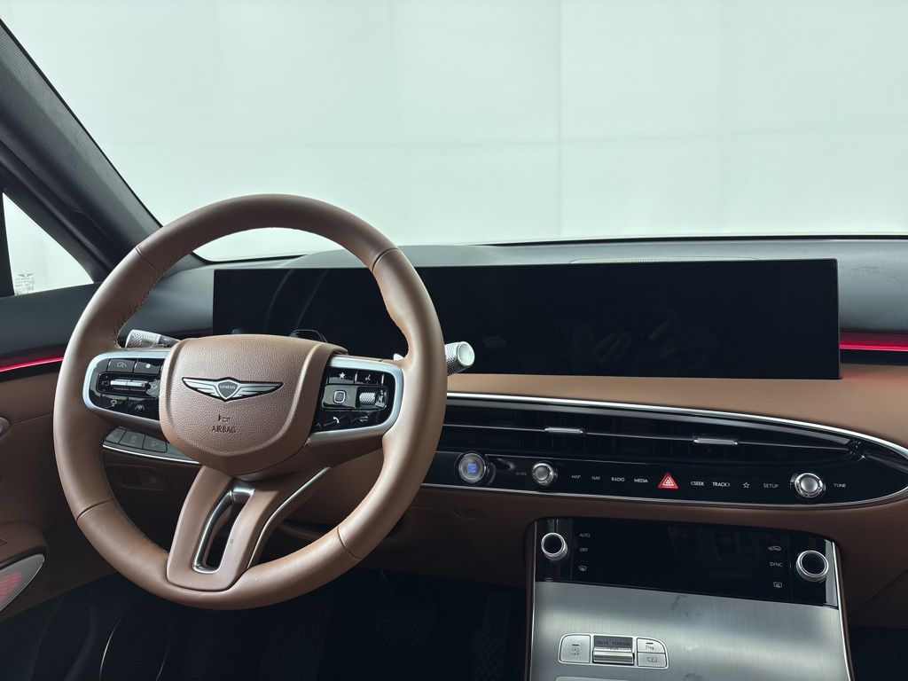 Thumbnail: 2026 Genesis GV70 - 29