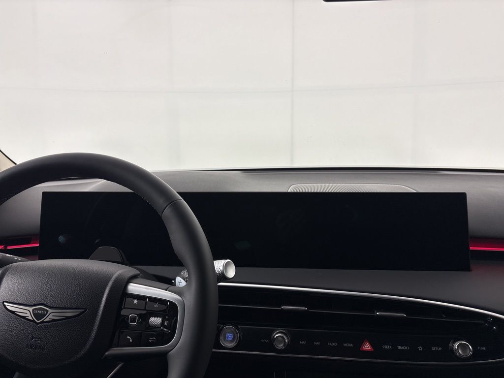Thumbnail: 2026 Genesis GV70 - 31
