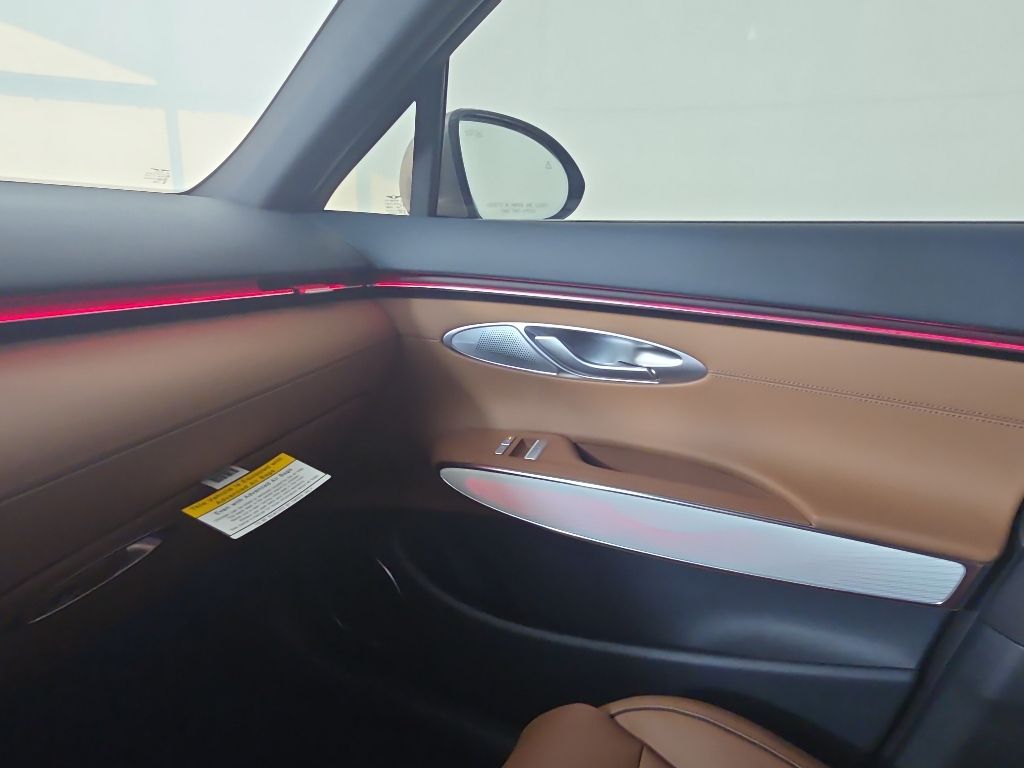 Thumbnail: 2026 Genesis GV70 - 29