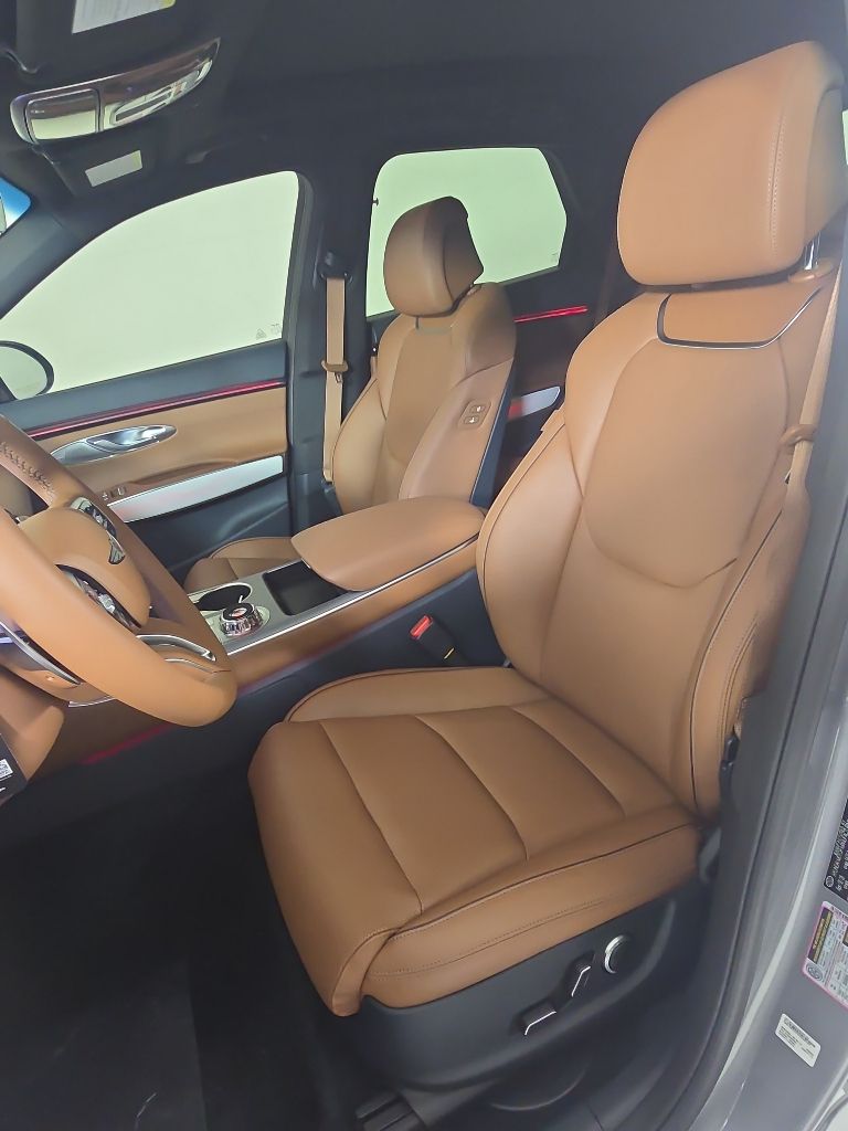 Thumbnail: 2026 Genesis GV70 - 10