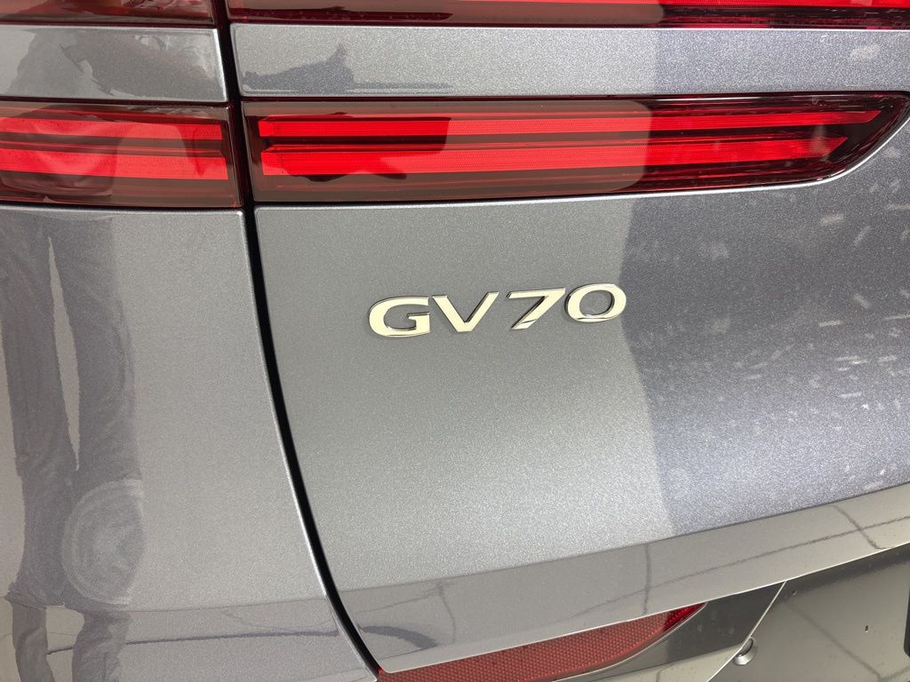 Thumbnail: 2026 Genesis GV70 - 7