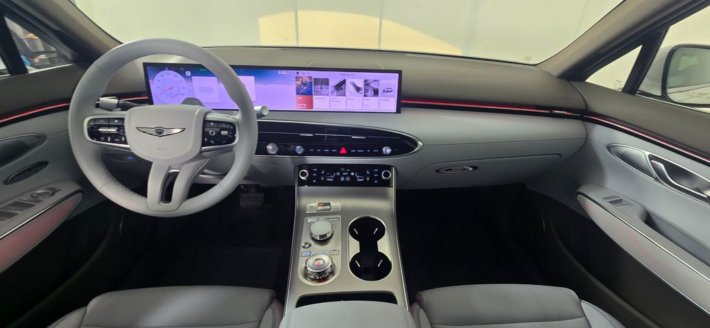 Thumbnail: 2026 Genesis GV70 - 10