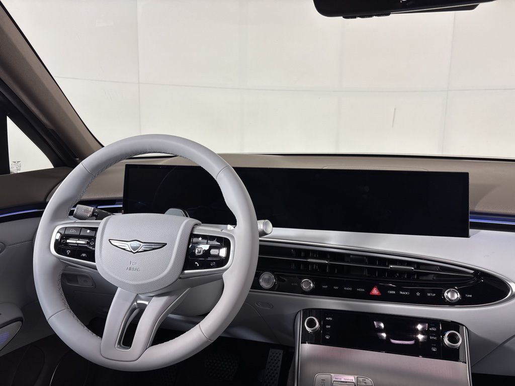 Thumbnail: 2026 Genesis GV70 - 27