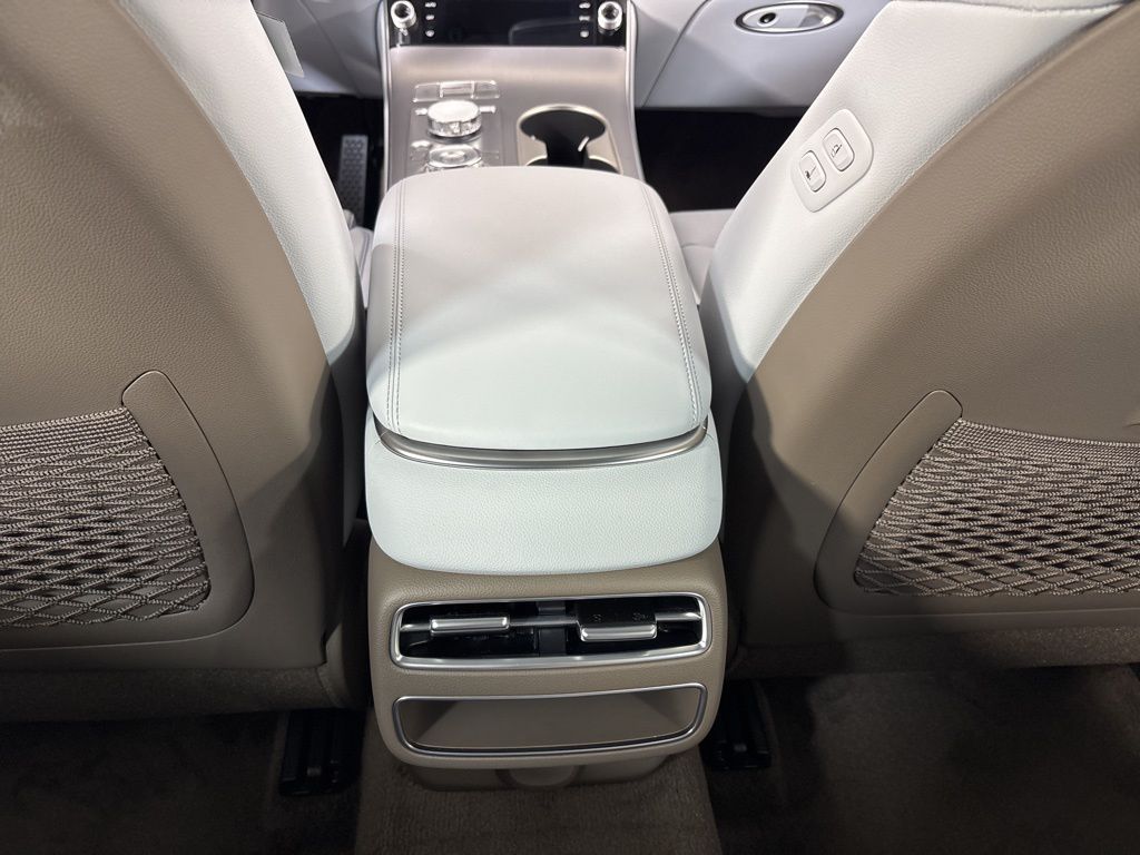 Thumbnail: 2026 Genesis GV70 - 28