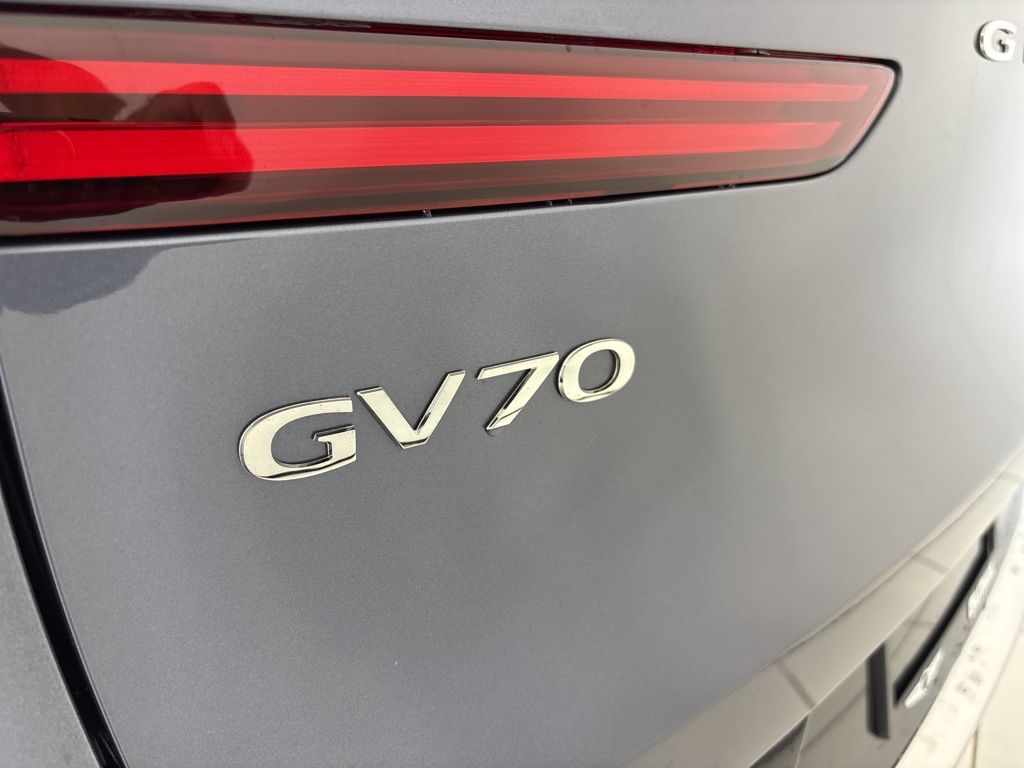 Thumbnail: 2026 Genesis GV70 - 24
