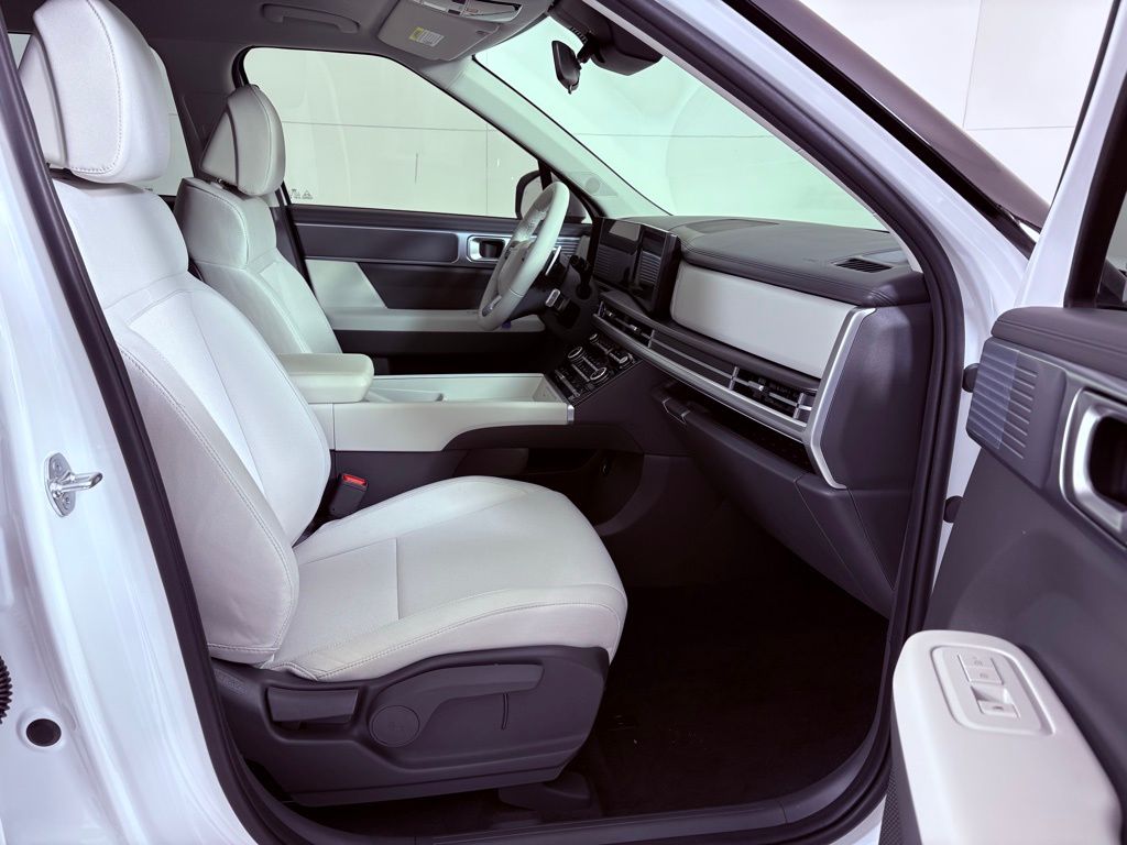 Thumbnail: 2026 Hyundai Santa Fe - 10