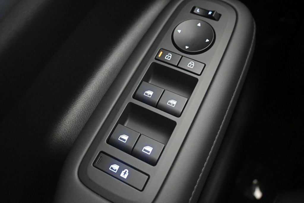 Thumbnail: 2025 Hyundai Santa Fe - 22