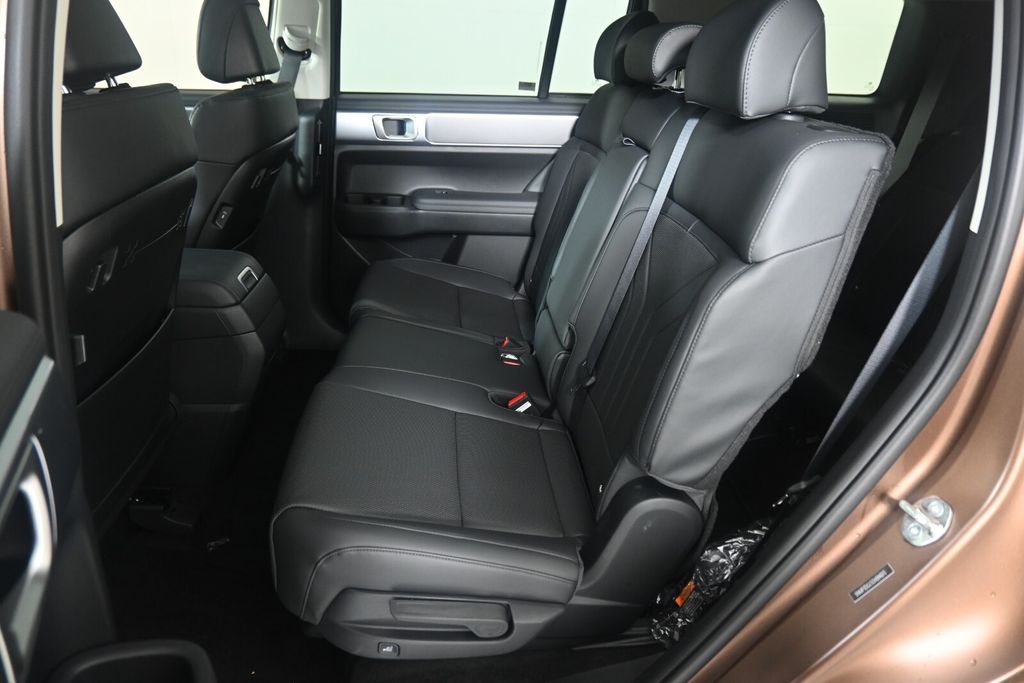 Thumbnail: 2025 Hyundai Santa Fe - 11