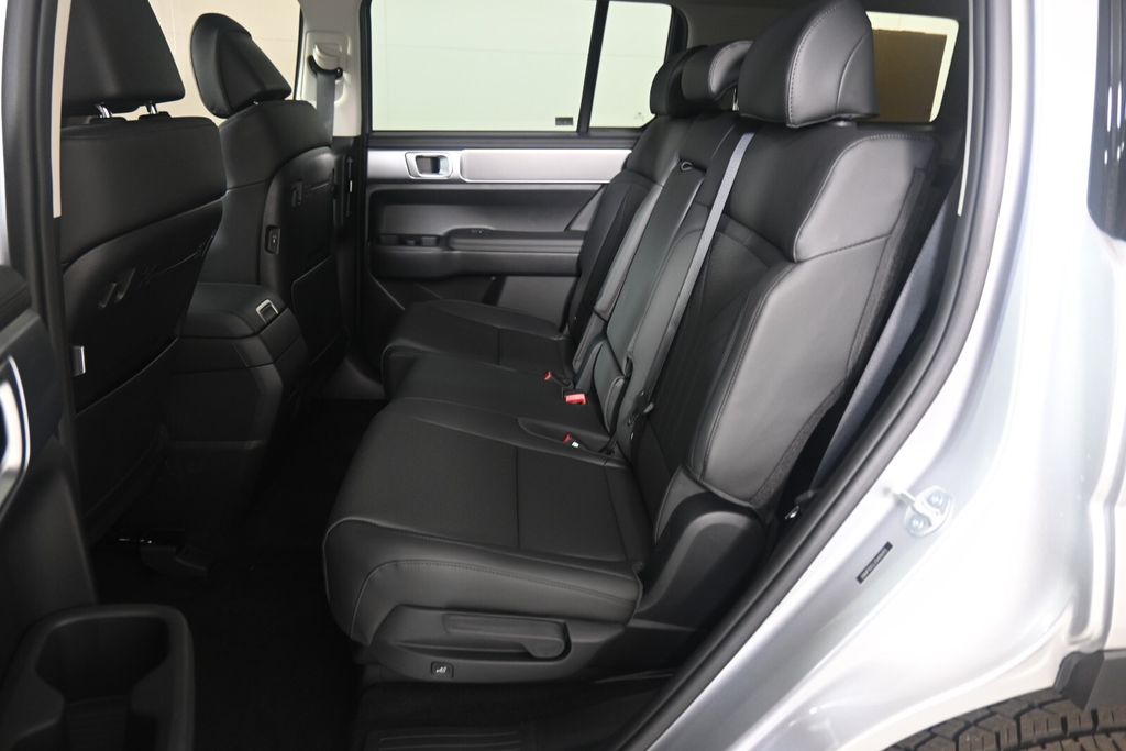 Thumbnail: 2025 Hyundai Santa Fe - 11