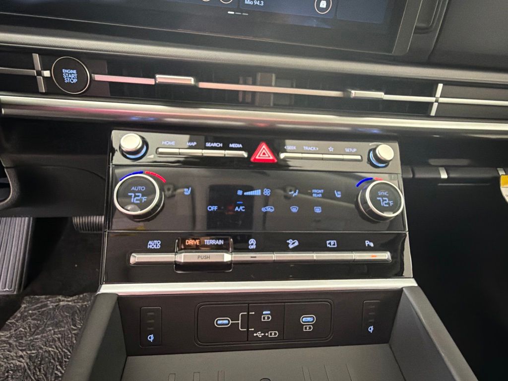 Thumbnail: 2026 Hyundai Santa Fe - 24