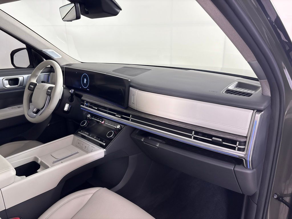 Thumbnail: 2024 Hyundai Santa Fe - 2