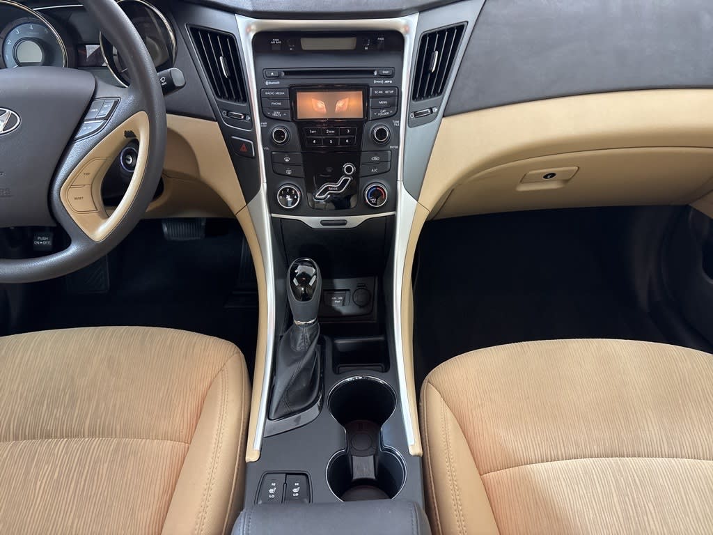 Thumbnail: 2013 Hyundai Sonata - 26