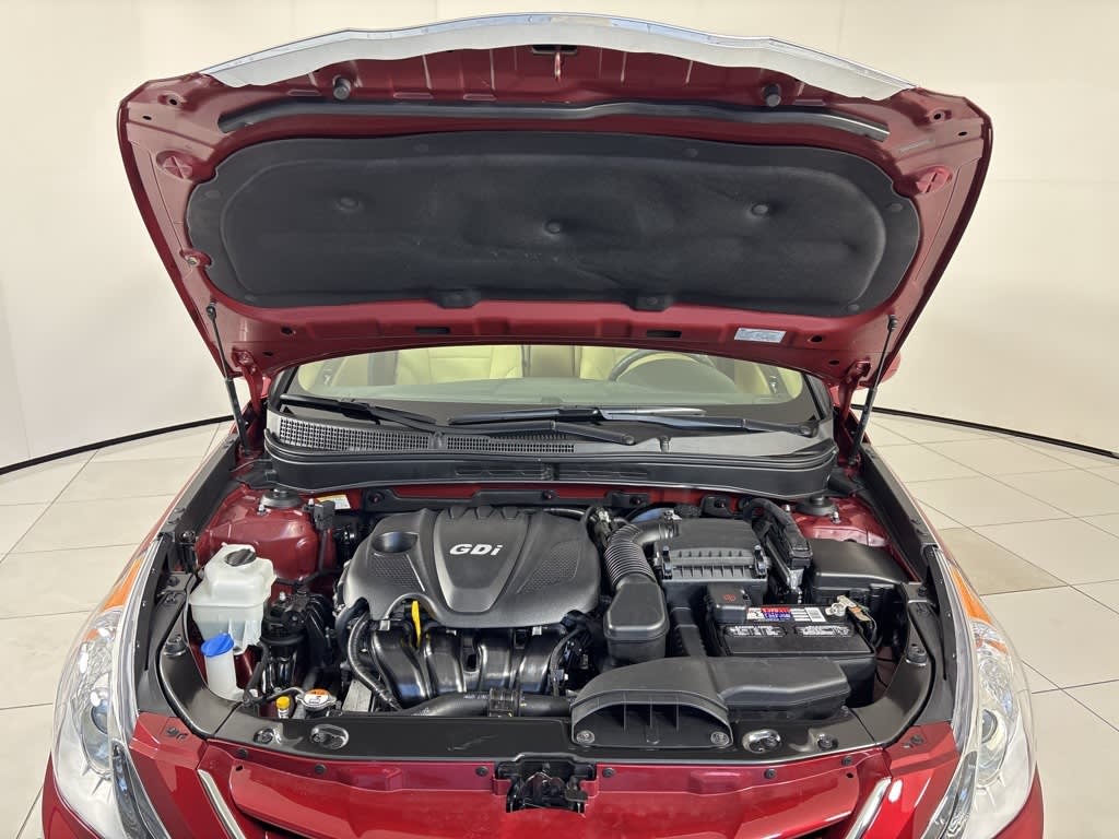 Thumbnail: 2013 Hyundai Sonata - 8