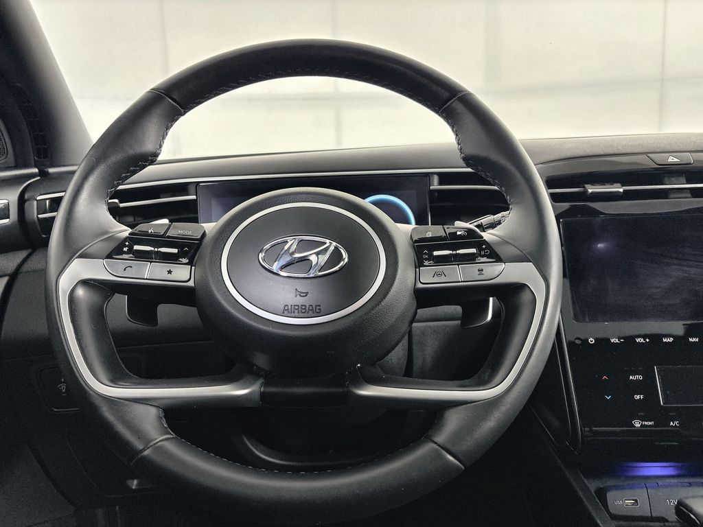 Thumbnail: 2023 Hyundai Santa Cruz - 2