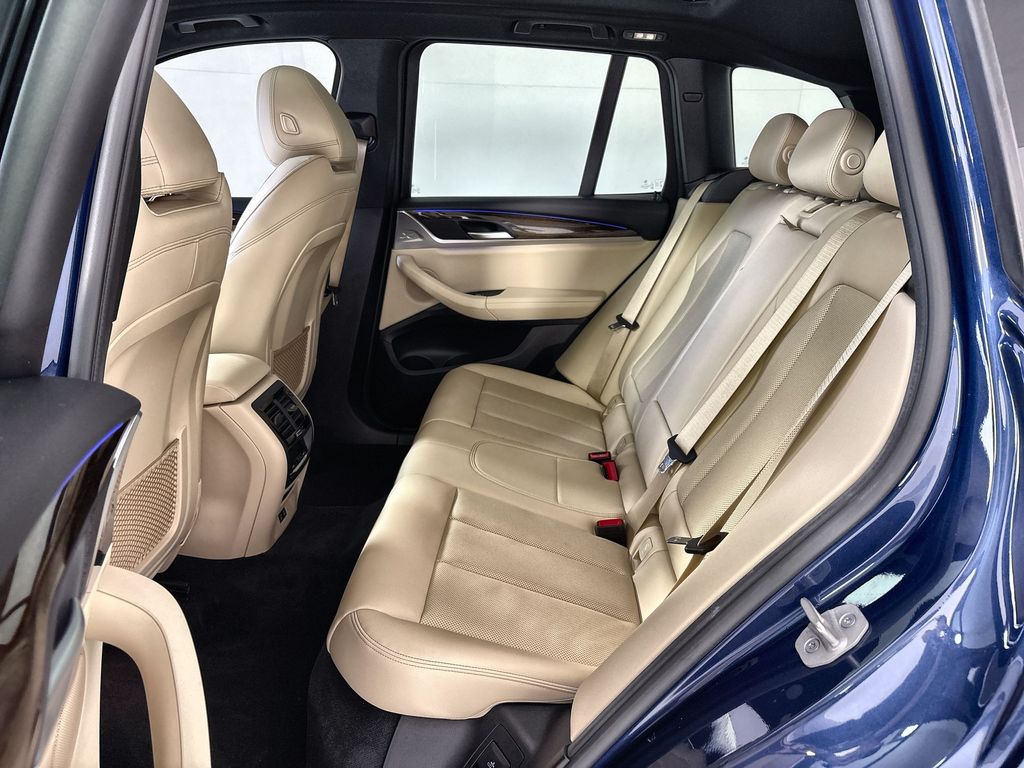 Thumbnail: 2022 BMW X3 - 11
