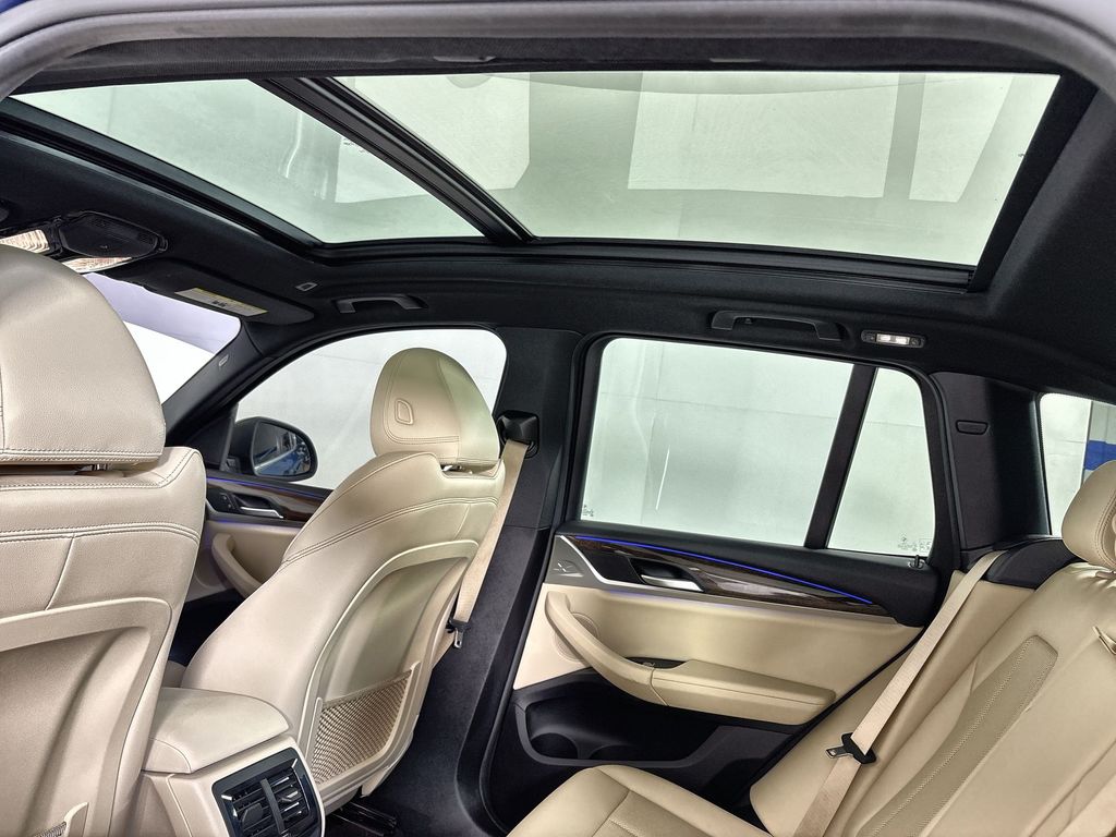 Thumbnail: 2022 BMW X3 - 24