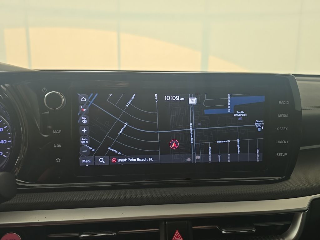 Thumbnail: 2022 Kia K5 - 28