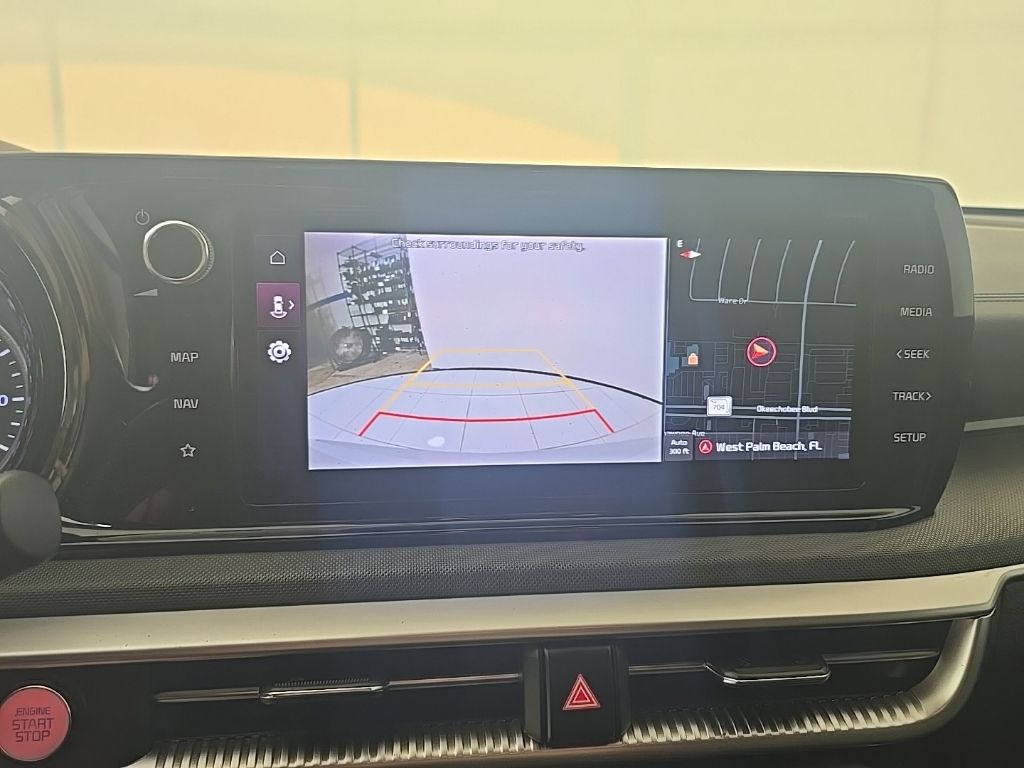 Thumbnail: 2022 Kia K5 - 27