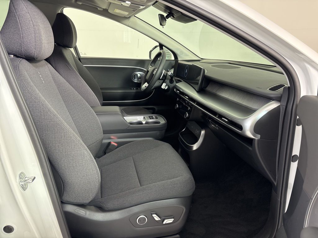 Thumbnail: 2026 Hyundai Ioniq - 9