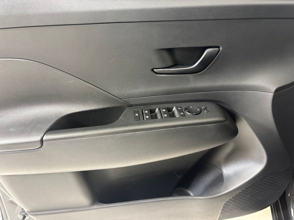 Thumbnail: 2024 Hyundai Kona - 25